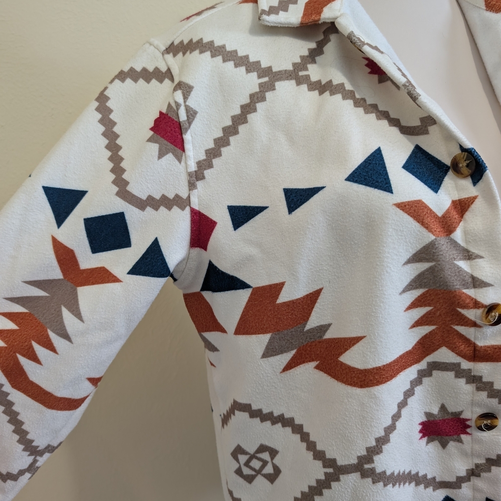 Geometric Patterned Women's Jacket - Picture 2 of 5